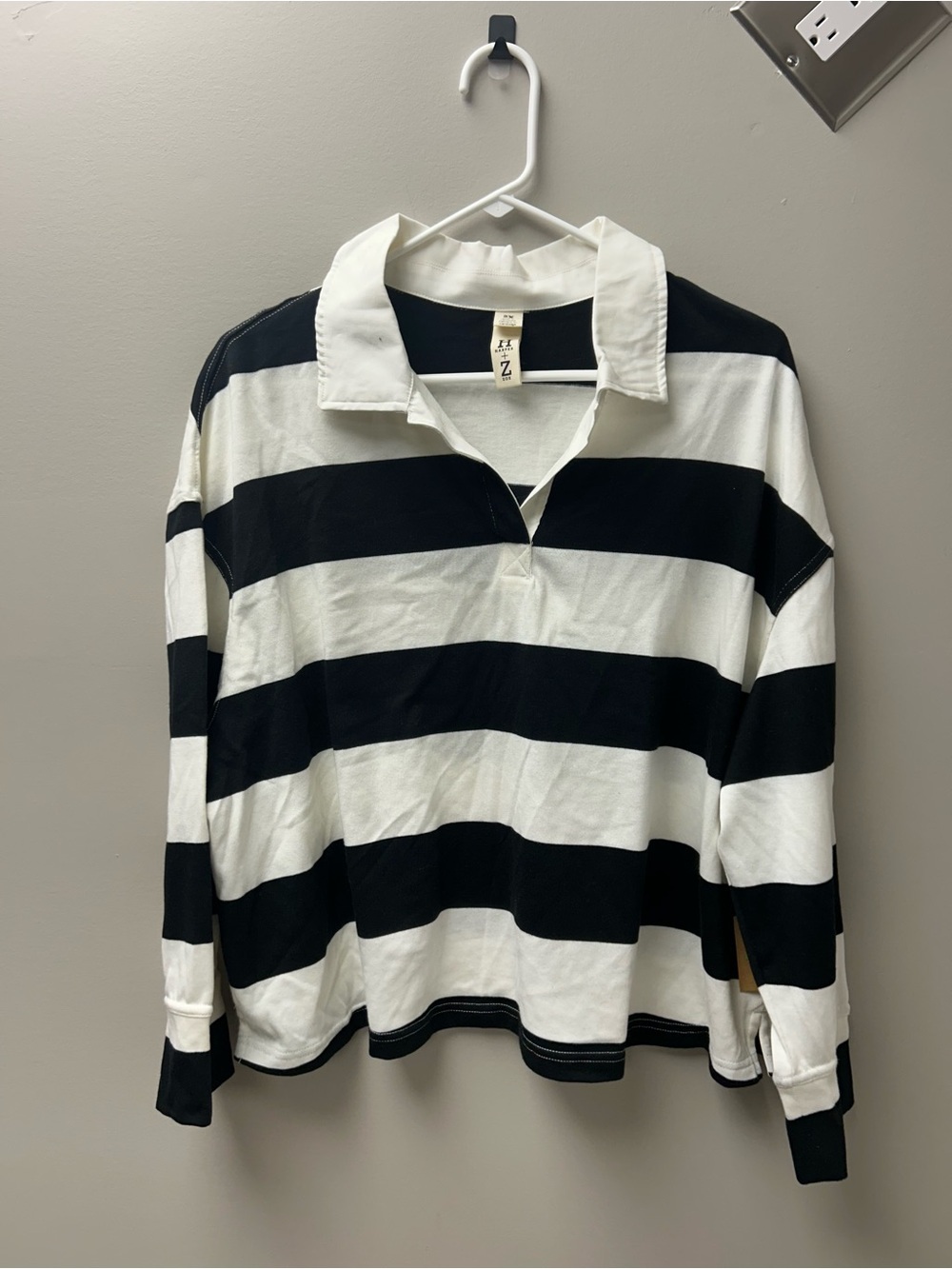 Harper + Zoe Women’s Black & White Striped Rugby Shirt